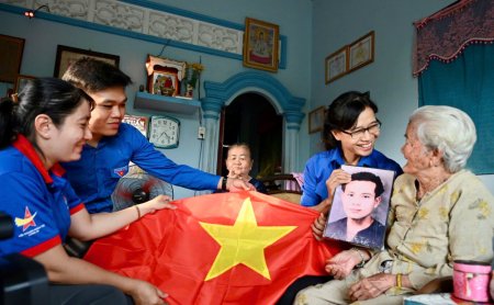 Từ chiến tranh đến hòa bình - Tri ân bằng cả tấm lòng