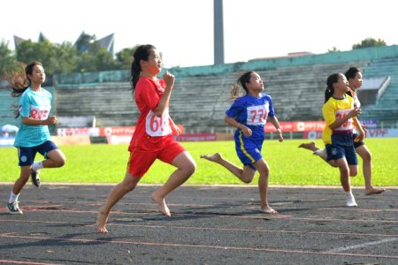 2 giải thể thao các nhóm tuổi được tổ chức trong tháng 4 và tháng 5