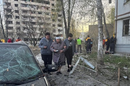 Nga bị tố bắn tên lửa vào khu dân sự ở Kharkov, 57 người bị thương