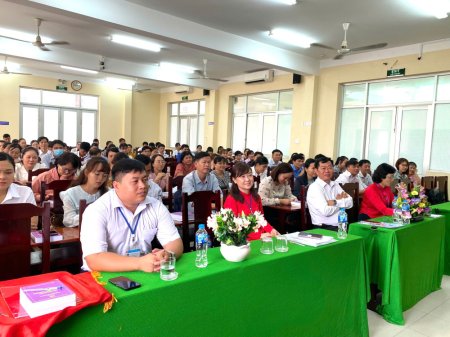 Khai giảng lớp Trung cấp lý luận chính trị hệ không tập trung khóa 174
