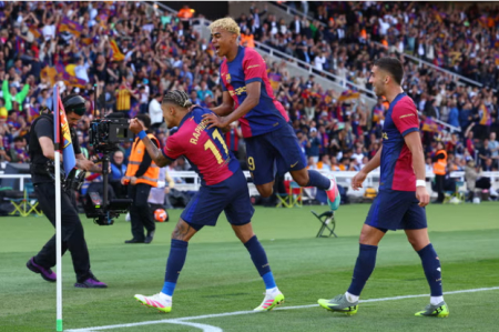 Mbappe lập hat-trick, Real Madrid vẫn bại trận trước kình địch Barca