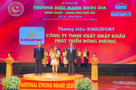 Kiên định với sứ mệnh cộng đồng, Kingsport khẳng định vị thế anh cả ngành hàng tại Top 10 Thương hiệu mạnh Quốc gia 2025 