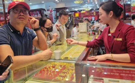 Rà soát trọng điểm việc lập hóa đơn bán vàng, thuốc