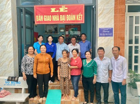 Làm theo gương Bác bằng việc làm cụ thể