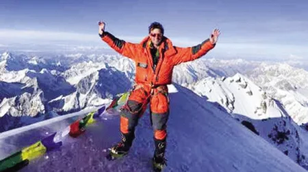 Nhà leo núi người Anh lập kỷ lục 19 lần chinh phục đỉnh Everest 