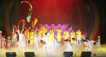 TP Cần Thơ đạt thành tích ấn tượng tại Hội diễn “Tiếng hát Làng Sen” 