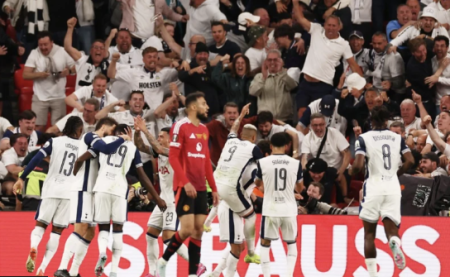 Đánh bại Man United, Tottenham đăng quang chức vô địch Europa League