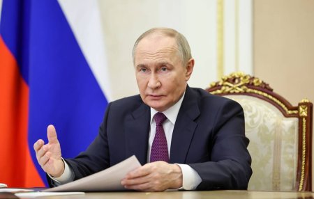 Tổng thổng Putin: Nga rơi vào thế phải tấn công Ukraine
