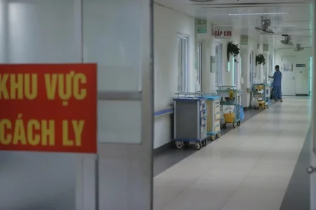 Chủng NB.1.8.1 gây bệnh dịch Covid-19 lưu hành phổ biến tại Hà Nội