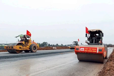 Cải cách thể chế, tạo động lực cho tăng trưởng kinh tế 