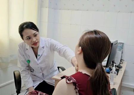 Bệnh nhân nhập viện cấp cứu sau tiêm tan mỡ tại spa 