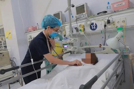 Cấp cứu sản phụ bị tai biến sau sinh tại nhà 