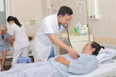 Nhận biết dấu hiệu nhồi máu cơ tim ở người trẻ