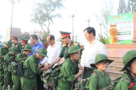 Xuất quân chương trình “Học kỳ trong Quân đội” năm 2025 