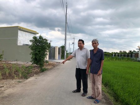 Trưởng ấp tận tâm trong công việc