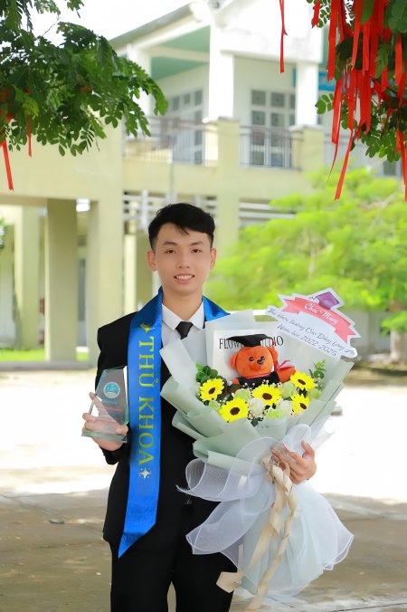 Chuyện của thủ khoa Trường Cao đẳng Long An