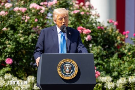 Tổng thống Trump: Châu Âu sẽ phải chi trả cho Mỹ toàn bộ khí tài