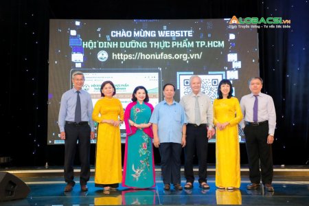 Gánh nặng kép về dinh dưỡng và những tiến bộ trong thực hành lâm sàng
