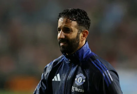Siêu máy tính dự đoán Premier League: Bất ngờ thứ hạng của Man United và Tottenham