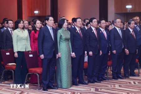Chủ tịch nước dự lễ kỷ niệm 50 năm thiết lập quan hệ ngoại giao Việt Nam-Angola