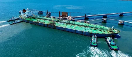 Lý do ông Trump cứng rắn với Ấn Độ hơn với Trung Quốc 