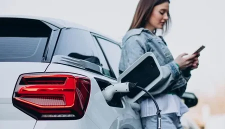 Công nghệ pin sạc đầy xe điện chỉ trong 18 giây