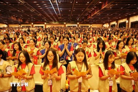 5.000 người dự Pháp hội 'Vu Lan báo ân-80 năm độc lập' tại Ninh Bình