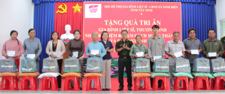 Hội Hỗ trợ gia đình liệt sĩ tỉnh Tây Ninh: Tri ân gia đình liệt sĩ và thương binh xã Ninh Điền