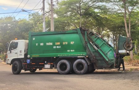 Tăng cường quản lý, thu gom và xử lý chất thải rắn