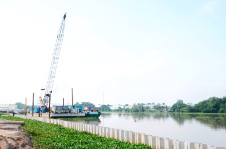 Triển khai nhiều giải pháp phòng, chống sạt lở ven sông