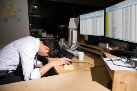 Hàn Quốc thử nghiệm giảm áp lực giờ làm việc 