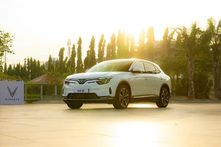VinFast VF 8 - Chuẩn mực mới về SUV 5 chỗ tầm giá 1 tỷ đồng 