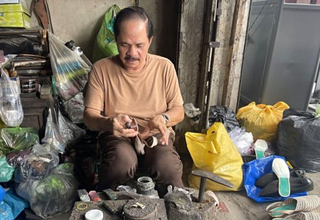 Không chỉ là mưu sinh