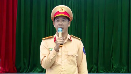 Trường Cao đẳng Y tế Long An tổ chức tuần sinh hoạt công dân - sinh viên năm học 2025-2026