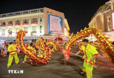 Tết Trung thu - Ngày hội của thiếu nhi, Tết của đoàn viên