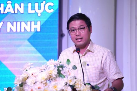 Đào tạo, phát triển nguồn nhân lực thuong mại điện tử