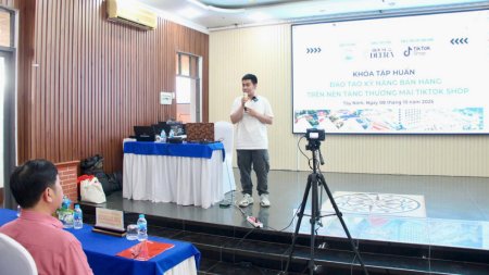 Tập huấn kỹ năng bán hàng trên TikTok Shop cho doanh nghiệp và cơ sở sản xuất, kinh doanh