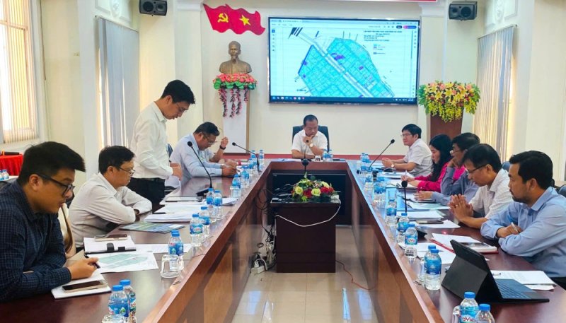 Đẩy nhanh tiến độ bồi thường, giải phóng mặt bằng, thu hút đầu tư ở các khu công nghiệp