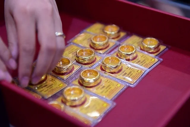 Giá vàng hôm nay 06/11: Vàng nhẫn vượt mặt vàng miếng