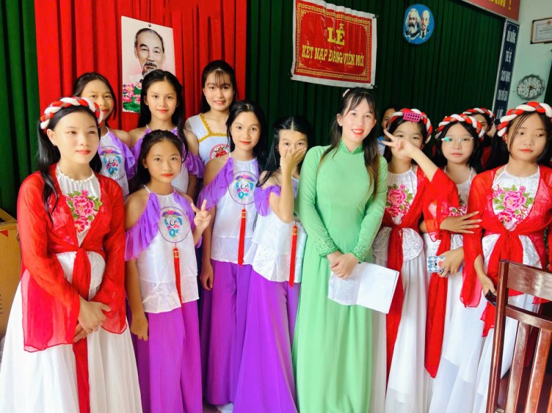 Cô giáo sáng tạo, dám nghĩ, dám làm