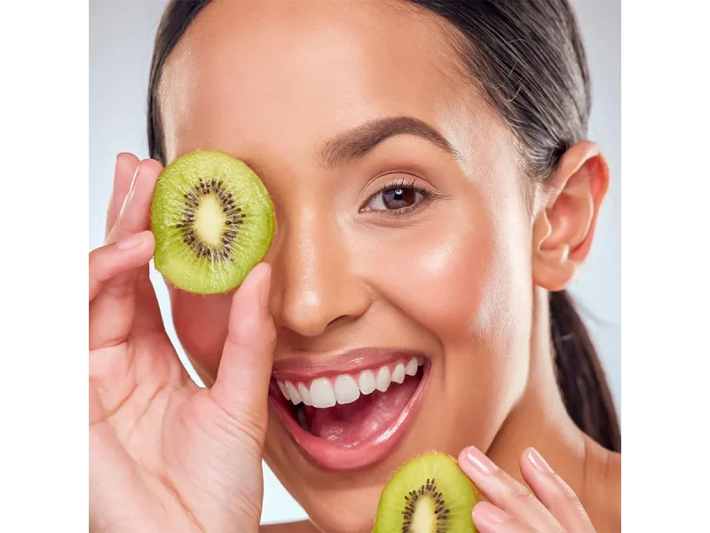 Ăn trái cây giàu vitamin C trực tiếp sinh collagen và tái tạo da&nbsp;