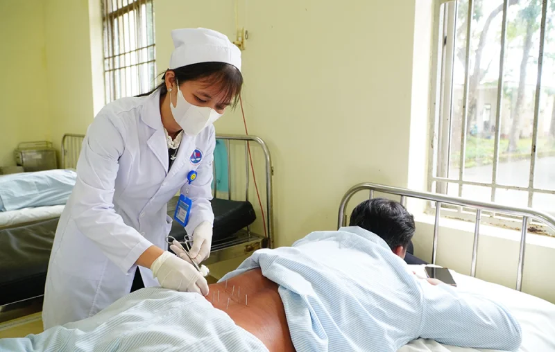 Điều trị hiệu quả các bệnh xương khớp tại Trung tâm Y tế khu vực Thốt Nốt&nbsp;