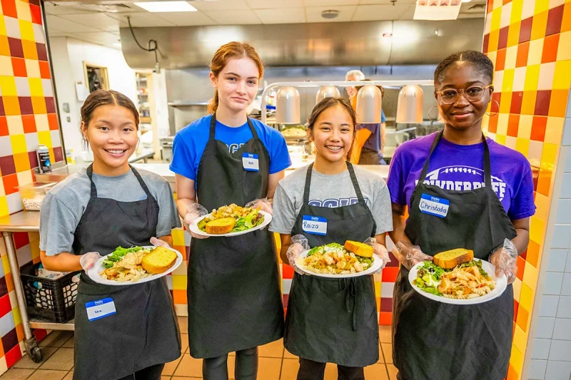 Giới trẻ Mỹ hào phóng theo cách riêng&nbsp;