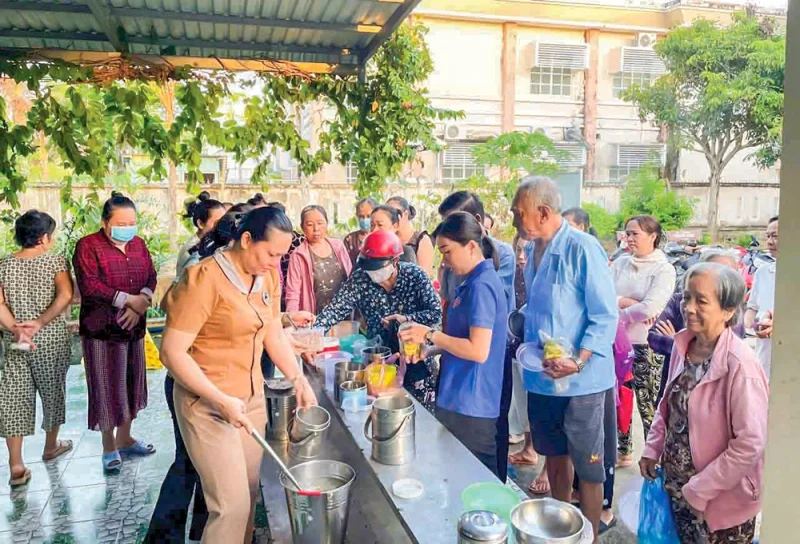 Chung tay chăm lo an sinh xã hội&nbsp;