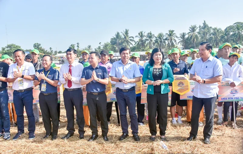 Khai mạc Giải Bóng đá Nông dân Khmer khu vực ĐBSCL năm 2026 - tranh Cúp Bình Điền&nbsp;