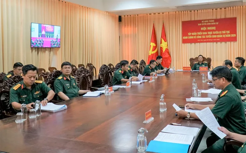 Tập huấn triển khai phần mềm trực tuyến các thủ tục hành chính trong tuyển sinh quân sự&nbsp;