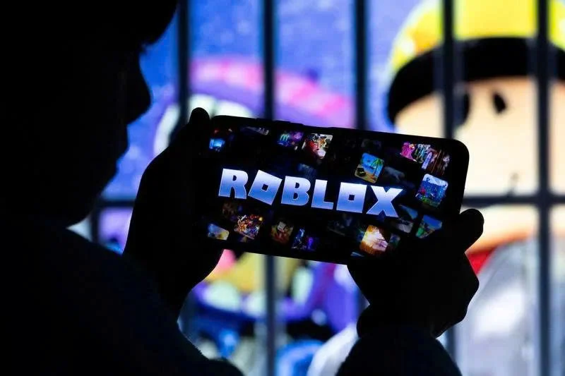 Úc yêu cầu Roblox, Minecraft nêu cụ thể biện pháp giám sát an toàn trẻ em&nbsp;