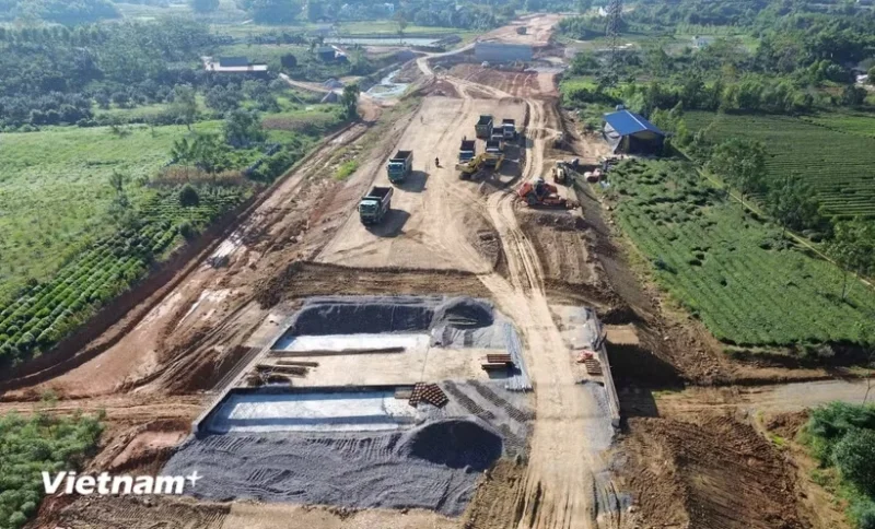 Giải pháp nào để điều chỉnh hợp đồng xây dựng do biến động nhiên liệu?&nbsp;