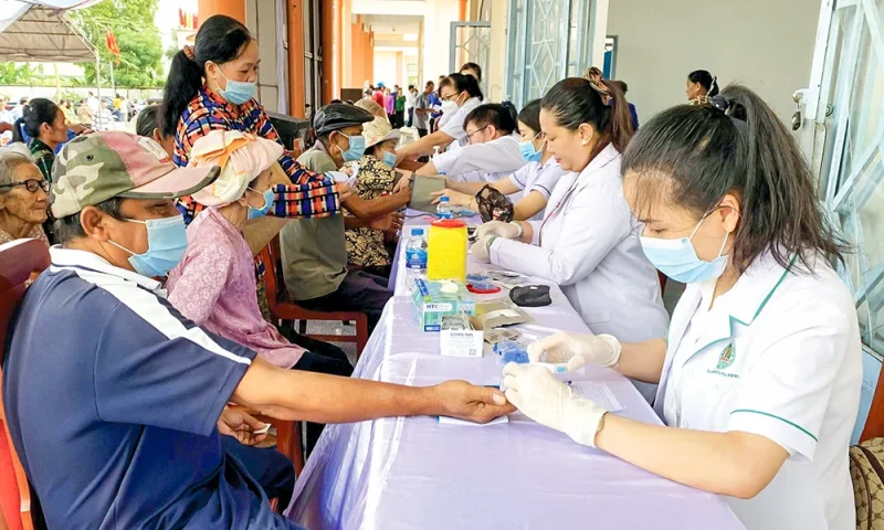8 quy tắc bảo vệ bàn chân bệnh nhân đái tháo đường&nbsp;