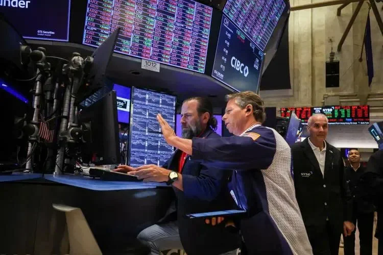 Dow Jones tiếp tục lập kỷ lục&nbsp;